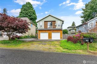 7005 Helweg Lane, Blaine, WA 98230