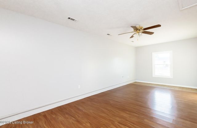 715 Drummond Way, Fairdale, KY 40118