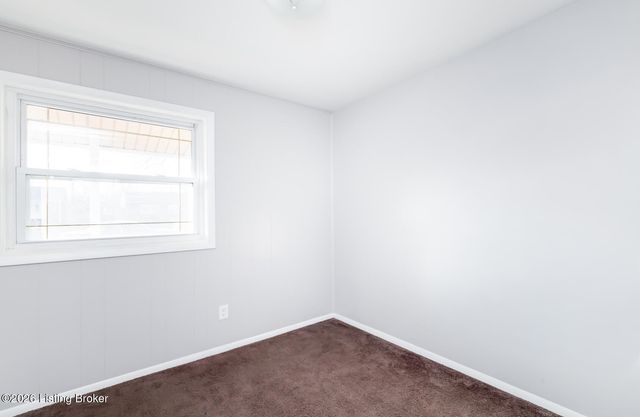 715 Drummond Way, Fairdale, KY 40118