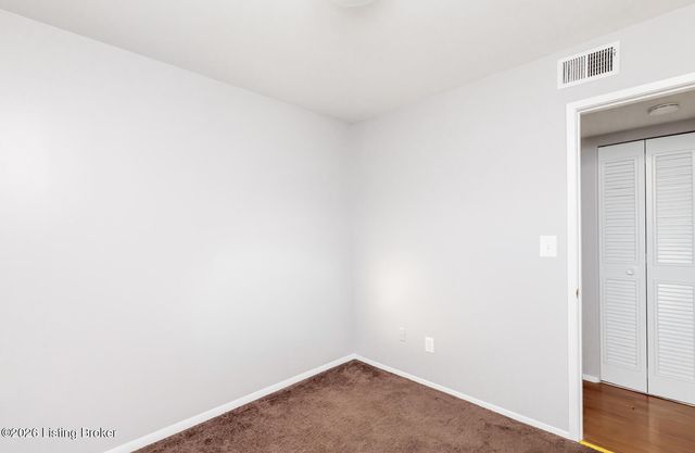 715 Drummond Way, Fairdale, KY 40118