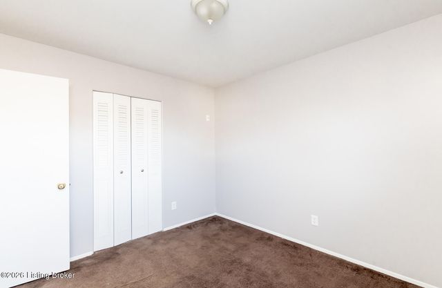 715 Drummond Way, Fairdale, KY 40118