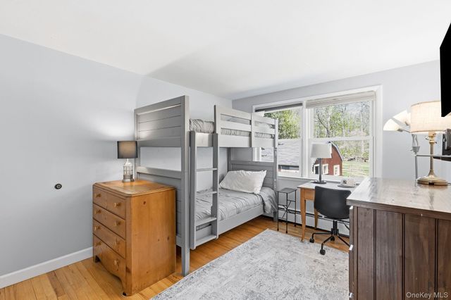 17 Cottage Place, Katonah, NY 10536