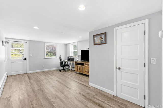 17 Cottage Place, Katonah, NY 10536