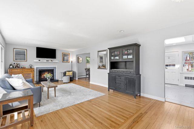 17 Cottage Place, Katonah, NY 10536