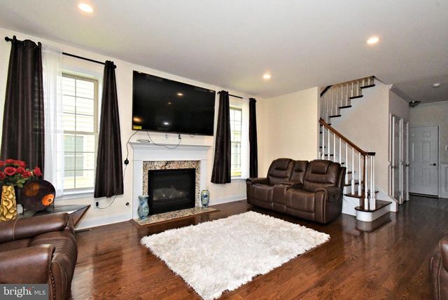 13113 WORTHINGTON RD, Philadelphia, PA 19116