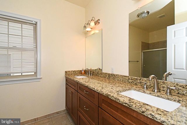 13113 WORTHINGTON RD, Philadelphia, PA 19116