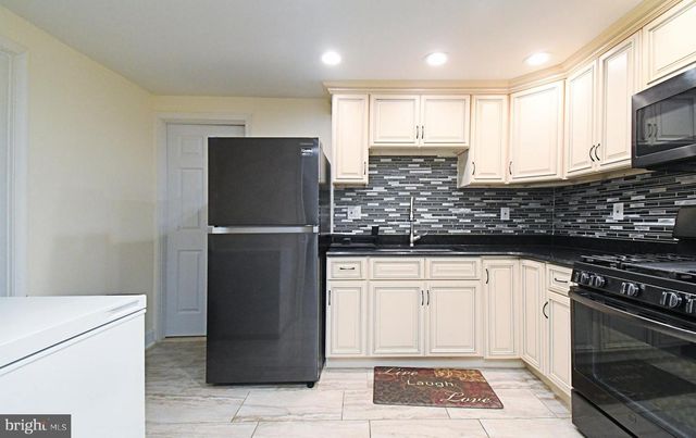13113 WORTHINGTON RD, Philadelphia, PA 19116