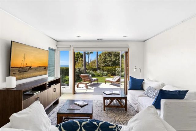 30872 Marilyn Drive, Laguna Beach, CA 92651