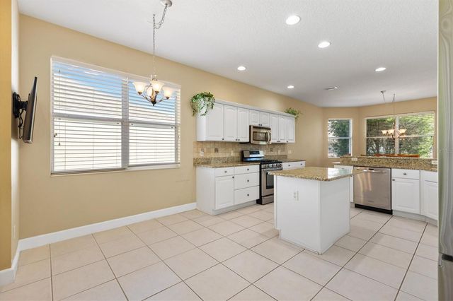 1025 WINNSBORO DRIVE, The Villages, FL 32162