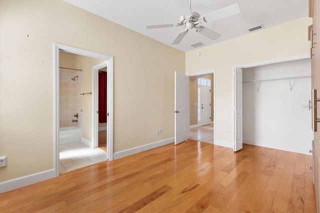 1025 WINNSBORO DRIVE, The Villages, FL 32162