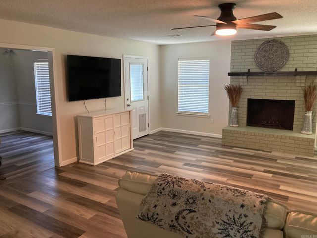 401 Lee Lane, Beebe, AR 72012