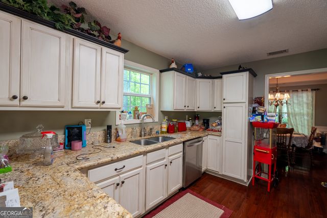 3186 Sweetbriar Drive, Villa Rica, GA 30180