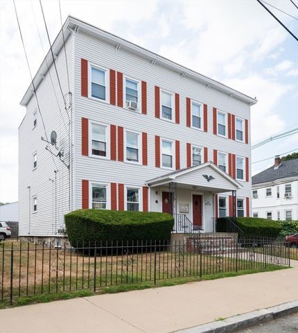 32 Almont St 32-1, Medford, MA 02155