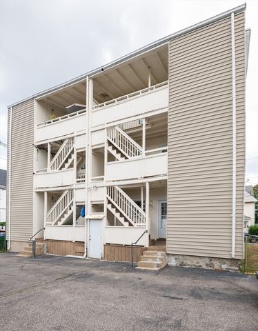 32 Almont St 32-1, Medford, MA 02155
