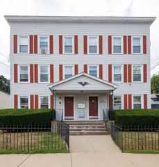 32 Almont St 32-1, Medford, MA 02155