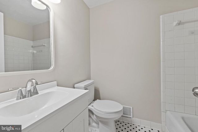 1403 DEERFIELD LN, Woodbridge, VA 22191