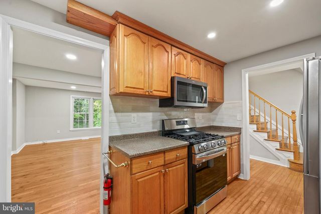1403 DEERFIELD LN, Woodbridge, VA 22191