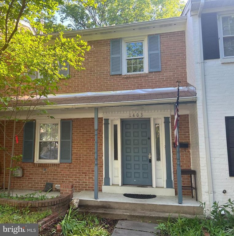 1403 DEERFIELD LN, Woodbridge, VA 22191