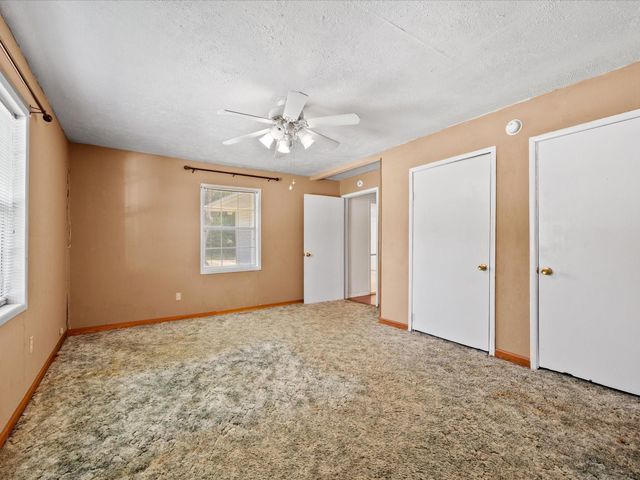 295 Lazy Hollow Lane, Livingston, TX 77351