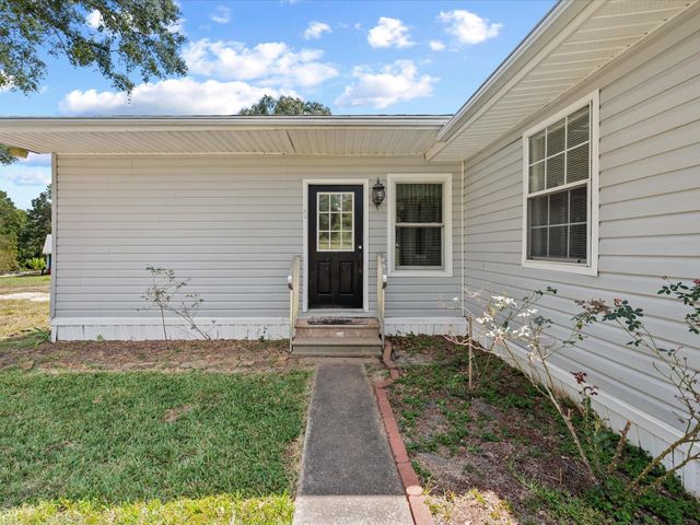 295 Lazy Hollow Lane, Livingston, TX 77351