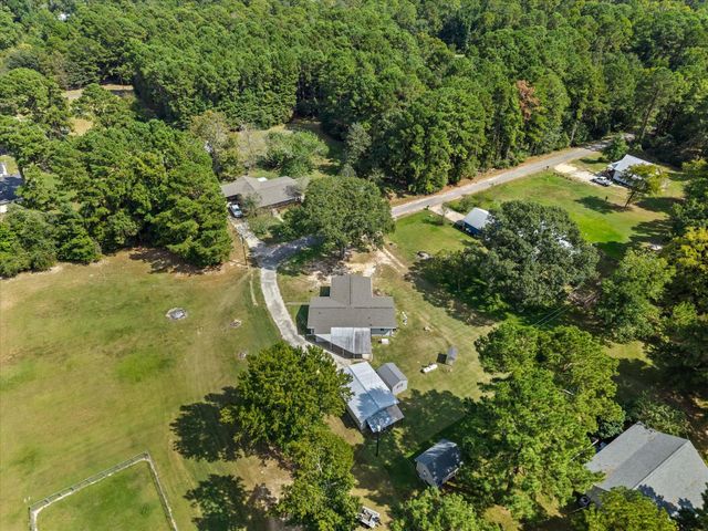 295 Lazy Hollow Lane, Livingston, TX 77351