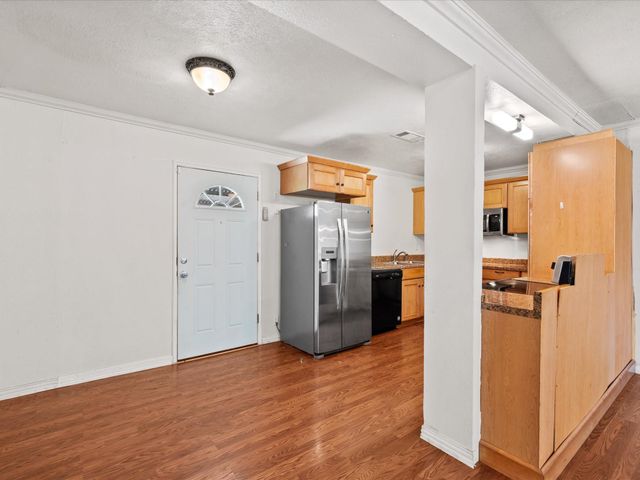 295 Lazy Hollow Lane, Livingston, TX 77351