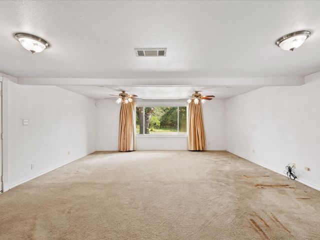 295 Lazy Hollow Lane, Livingston, TX 77351