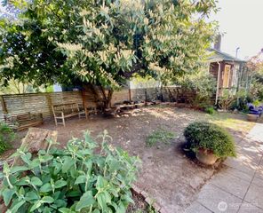 831 NW 52nd Street, Seattle, WA 98107
