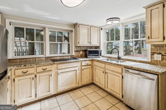 1597 Frazier Road, Decatur, GA 30033