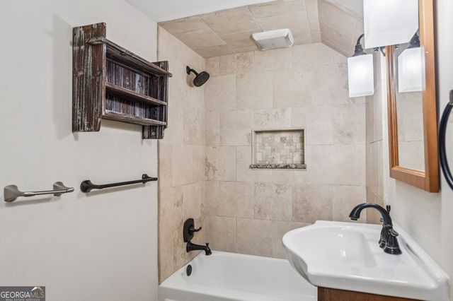 1597 Frazier Road, Decatur, GA 30033