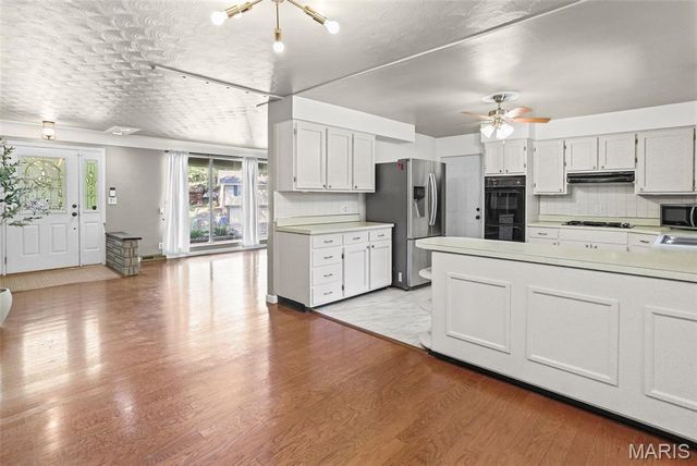 3820 Tanbark Drive, Swansea, IL 62226