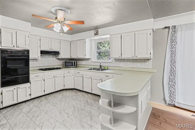 3820 Tanbark Drive, Swansea, IL 62226