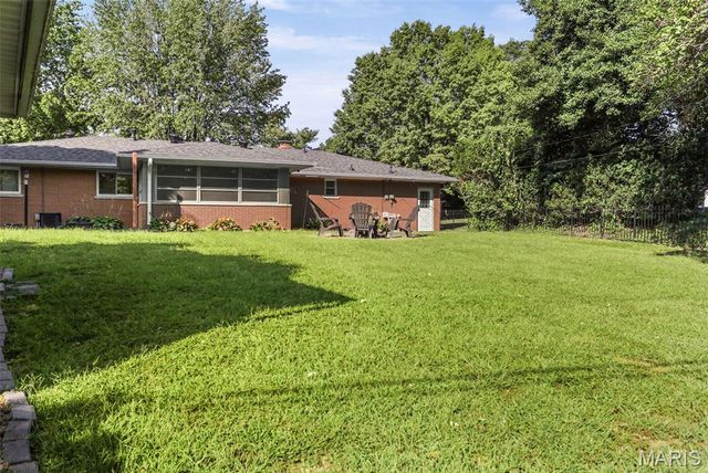 3820 Tanbark Drive, Swansea, IL 62226