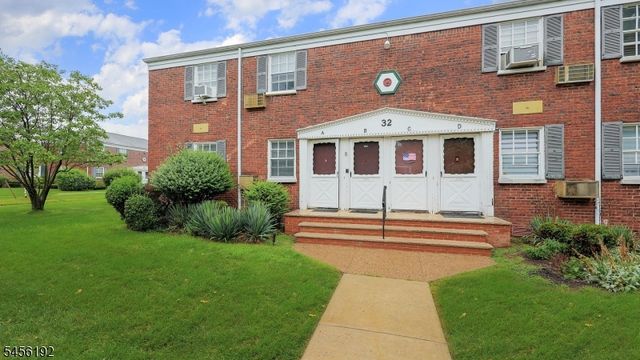 32 W Roselle Ave 32A, Roselle Park Boro, NJ 07204