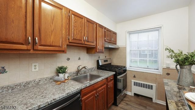 32 W Roselle Ave 32A, Roselle Park Boro, NJ 07204