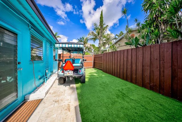 1506 N L Street, Lake Worth Beach, FL 33460