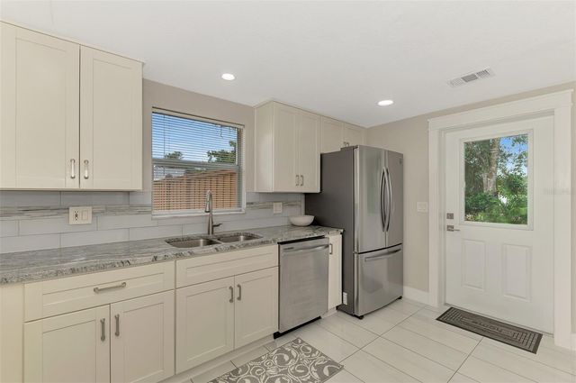 205 AVENIDA DE BAHIA, Nokomis, FL 34275