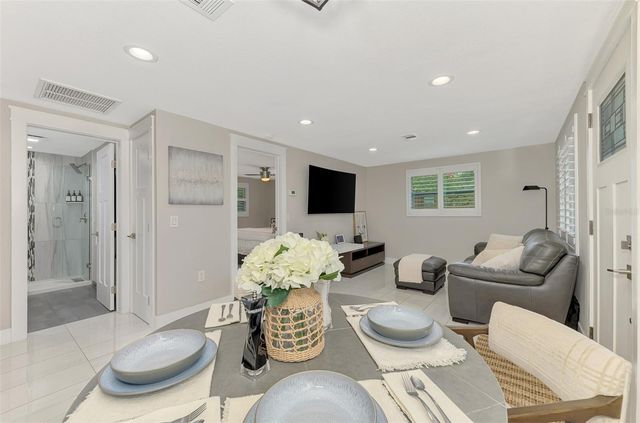 205 AVENIDA DE BAHIA, Nokomis, FL 34275