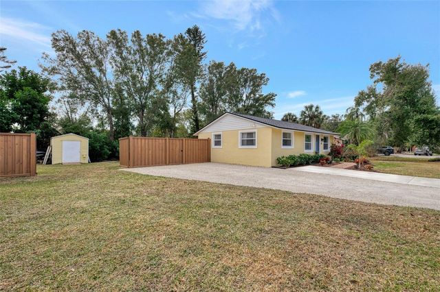 205 AVENIDA DE BAHIA, Nokomis, FL 34275