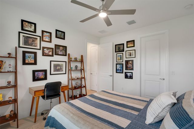 5691 Bent Pine Square, Vero Beach, FL 32967