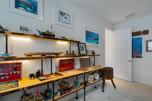 5691 Bent Pine Square, Vero Beach, FL 32967