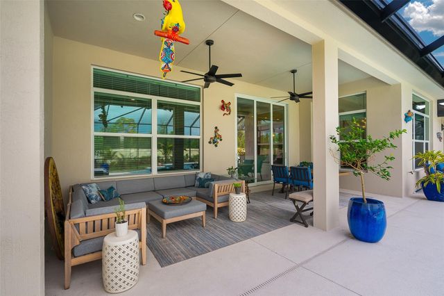 5691 Bent Pine Square, Vero Beach, FL 32967