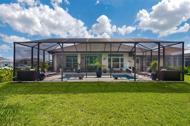 5691 Bent Pine Square, Vero Beach, FL 32967