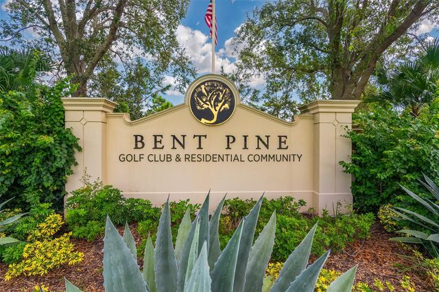 5691 Bent Pine Square, Vero Beach, FL 32967