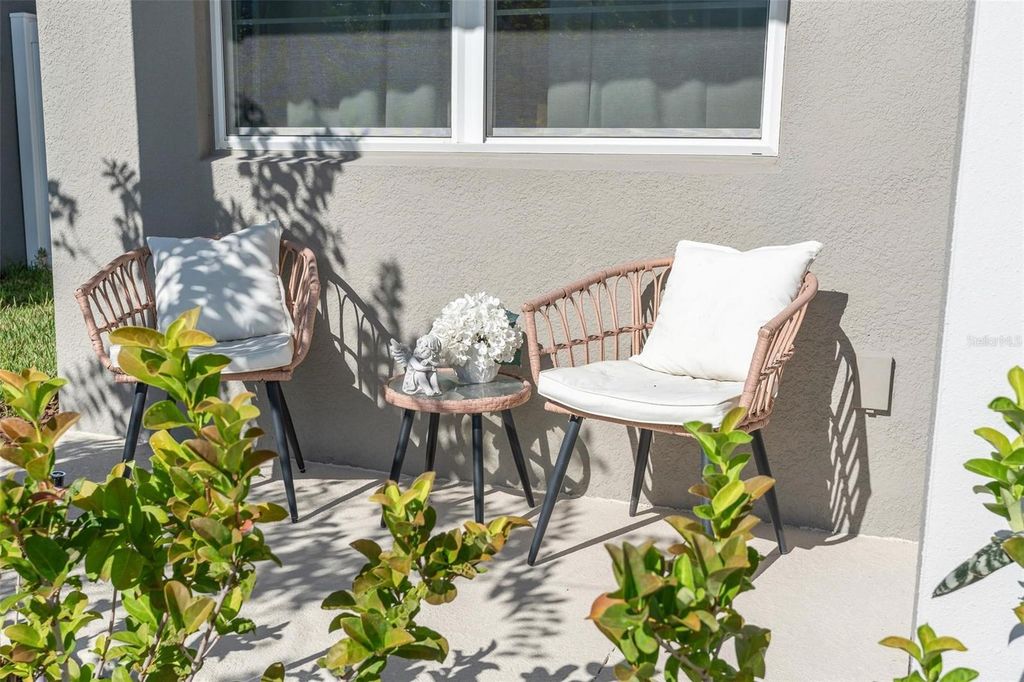 Image 2 of property listing at 13058 PERGOLA AVENUE, Orlando, FL 32832