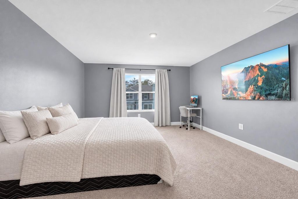 Image 24 of property listing at 13058 PERGOLA AVENUE, Orlando, FL 32832
