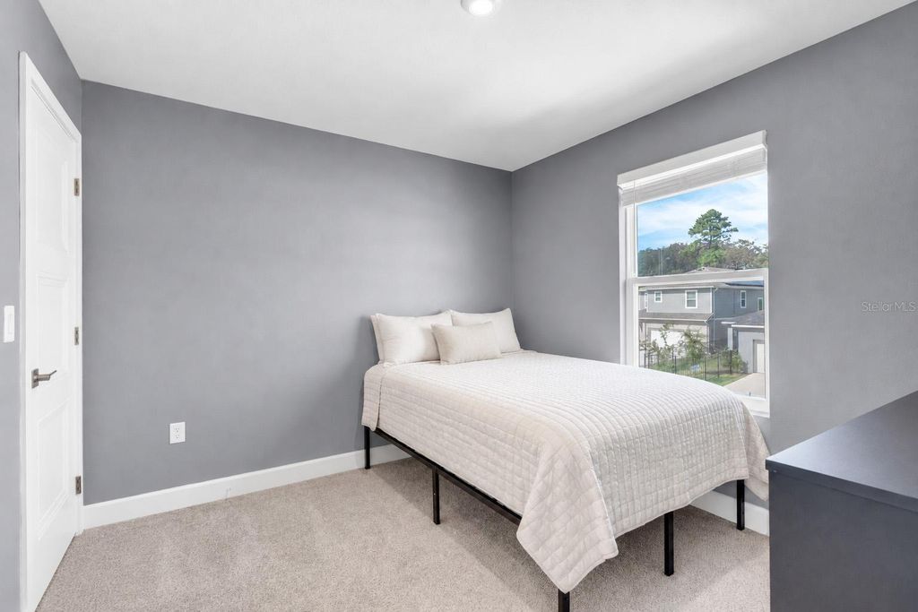 Image 32 of property listing at 13058 PERGOLA AVENUE, Orlando, FL 32832