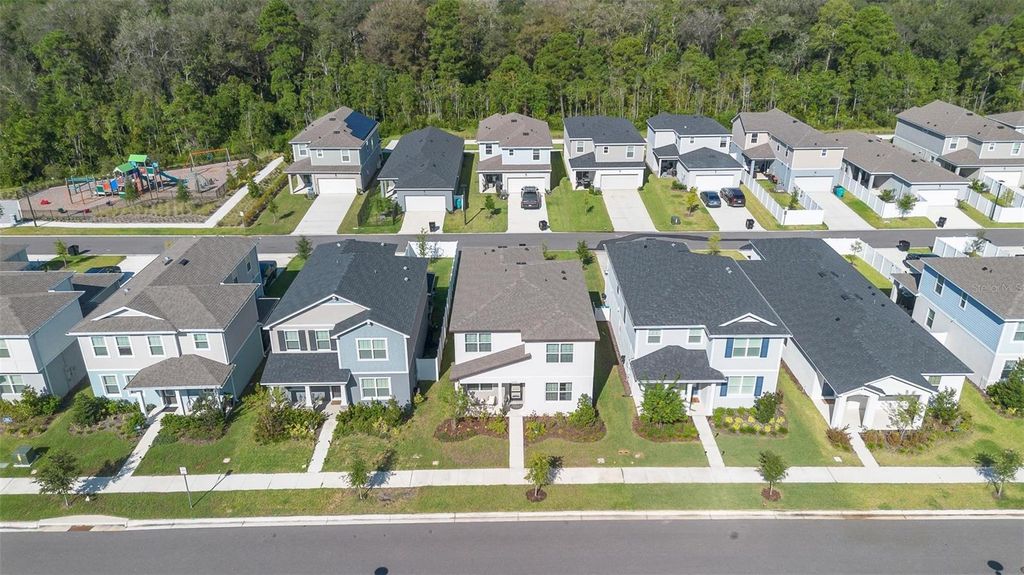 Image 50 of property listing at 13058 PERGOLA AVENUE, Orlando, FL 32832