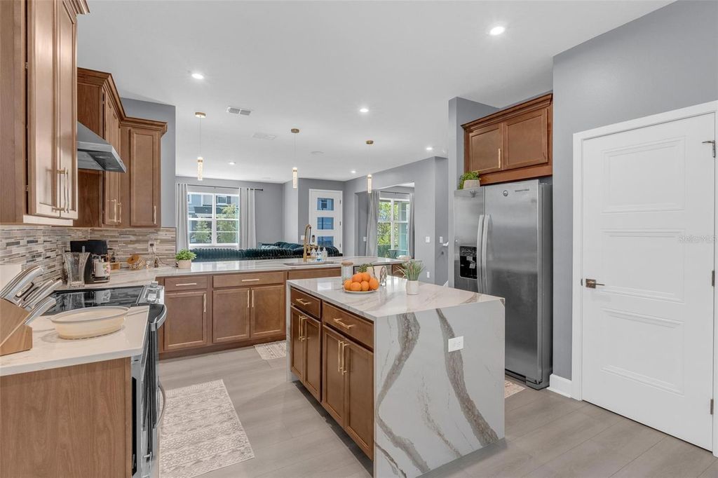 Image 9 of property listing at 13058 PERGOLA AVENUE, Orlando, FL 32832