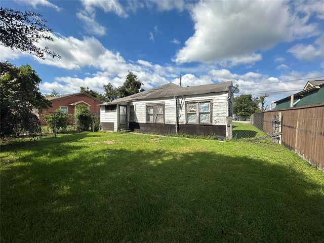 3818 Colley Street, Houston, TX 77093